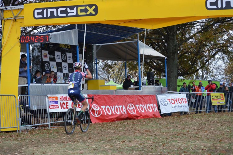 Gage Hecht celebrating his Kings CX Junior win. © Ali Whittier