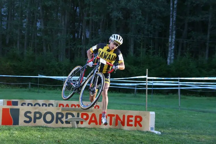 Martian Loo on his way to victory in the Estonian cyclocross national championship elite men's race. © Jüri Savitski / spordipartner.ee