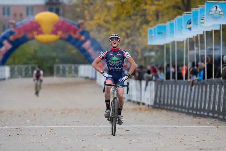 Gage Hecht took the win for the UCI 17-18 Men, edging out Spencer Petrov just before the finish. © Kent Baumgardt