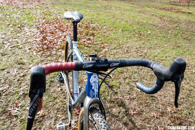 A look at the front end of the Stanridge Cycles CX, sporting a SRAM Force 1 drivetrain and Zipp handlebars wrapped with Brooks leather bar tape. © Katsu Tanda