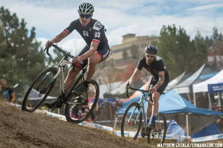 Ben Thompson leads Josh Kelley through a banked turn. © Matthew Lasala