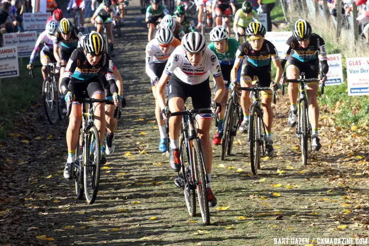 Helen Wyman strings things out early with a strong acceleration on the Koppenberg. © Bart Hazen