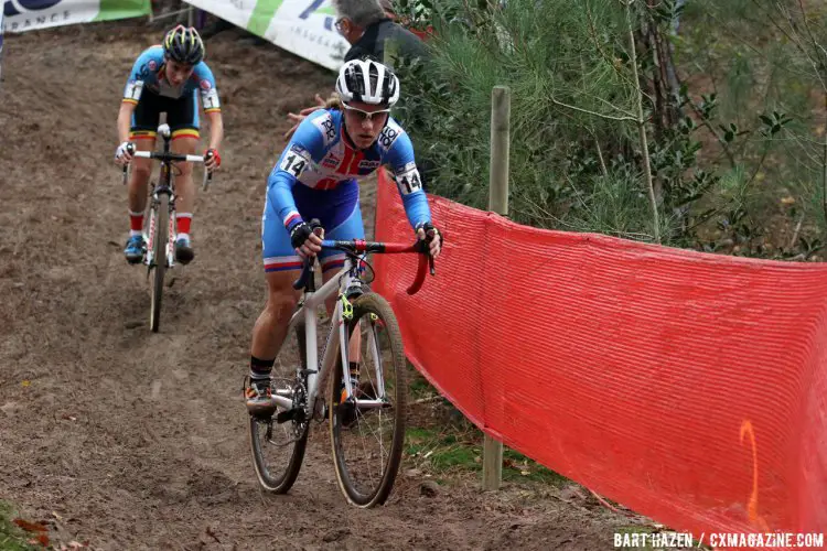 Pavla Havlakova took the hole shot at the European Cyclocross Championships. © Bart Hazen