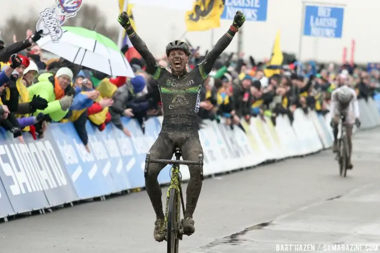 Sven Nys takes his 50th World Cup win. 2015 Koksijde World Cup Men. © B. Hazen / Cyclocross Magazine