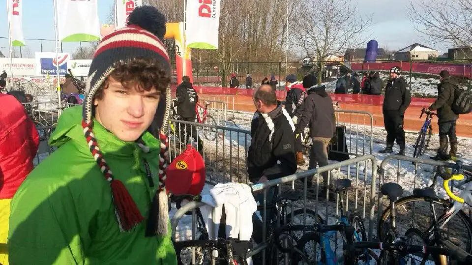 Michael Owens working the pits last year at Azencross. Photo: courtesy of Michael Owens.