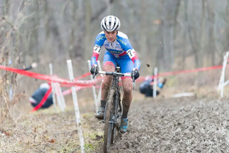 Katerina Nash mastered the mud at day three of Jingle Cross. © Ken Sherman /  kkimages.us