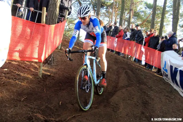 Katie Compton on her way to the Zolder podium. © Bart Hazen