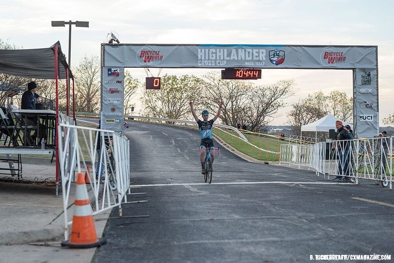 Driscoll with the win at Highlander Cross Cup, day 1. © Bo Bickerstaff