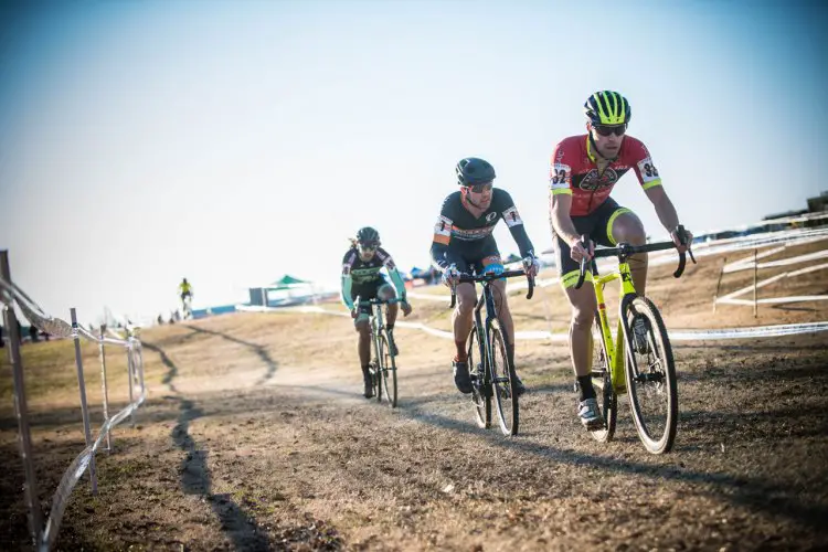 A lead group quickly formed with Craig Richey driving the pace. © Andy Chasteen