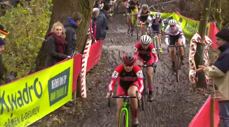 Emma White and Ellen Noble drove the pace early in the Flandriencross Elite Women's race.