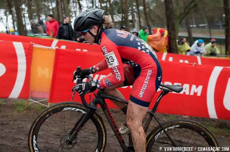 Elle Anderson had a much-improved World Championships, finishing in 14th after a disappointing race last year in Tabor. © Pieter Van Hoorebeke / Cyclocross Magazine