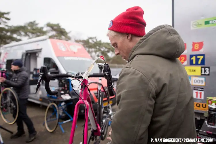 Getting brakes just right for the main event this weekend. Course Inspection. 2016 UCI Cyclocross World Championships. © P. Van Hoorebeke/Cyclocross Magazine