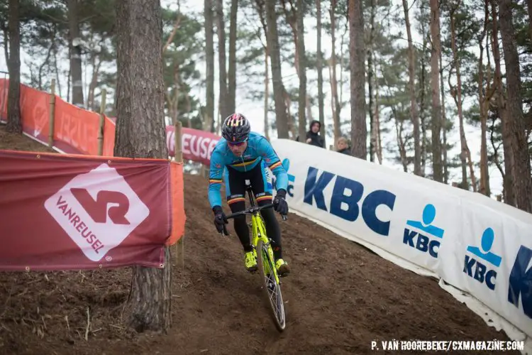 Sven Nys examines Zolder. Course Inspection. 2016 UCI Cyclocross World Championships. © P. Van Hoorebeke/Cyclocross Magazine