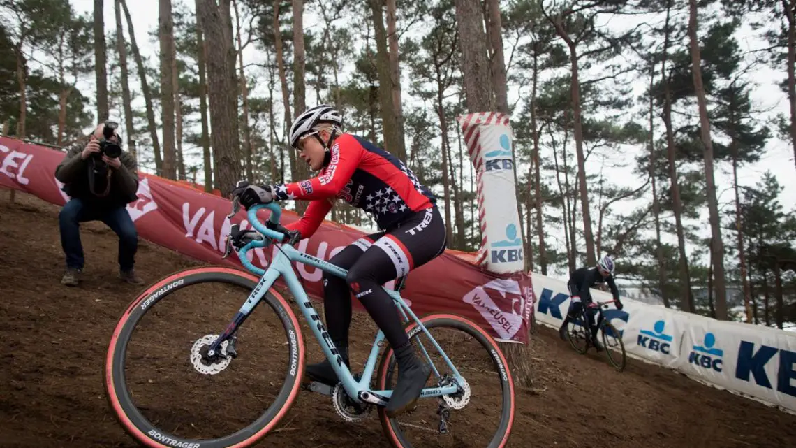 Katie Compton during pre-ride. Course Inspection. 2016 UCI Cyclocross World Championships. © P. Van Hoorebeke/Cyclocross Magazine