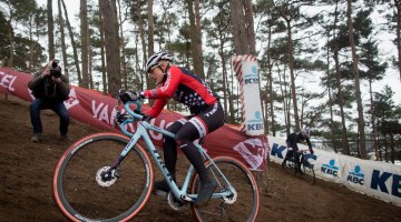 Katie Compton during pre-ride. Course Inspection. 2016 UCI Cyclocross World Championships. © P. Van Hoorebeke/Cyclocross Magazine