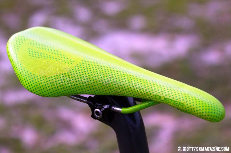 The color-matched SDG Duster saddle was a new addition to Dillman’s bike. © Cyclocross Magazine