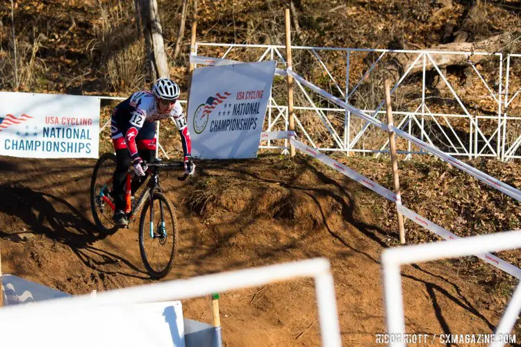 Melinda McCutcheon drops in. © R. Riott / Cyclocross Magazine