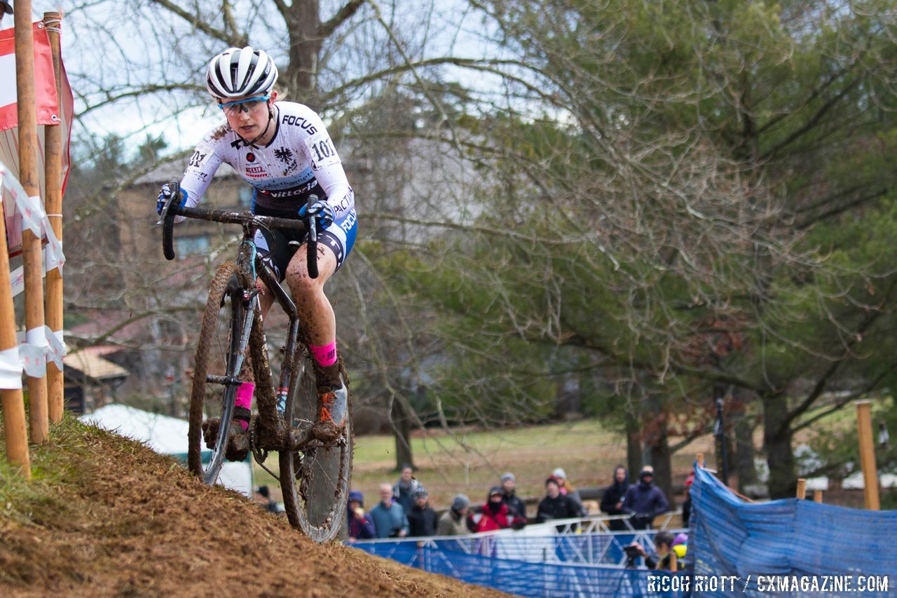 Powers cited the JAM Fund that helped riders such as Ellen Noble as his most satisfying accomplishment. Women Youth, 2016 Cyclocross National Championships. © R. Riott/Cyclocross Magazine