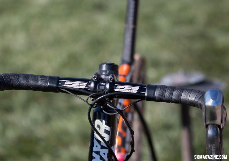 A Giant SLR stem and FSA Omega Compact bar were paired to form the cockpit for this race-winning bike. © Cyclocross Magazine