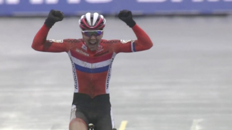 Thalita de Jong takes the Elite Women's World Championship in Zolder.