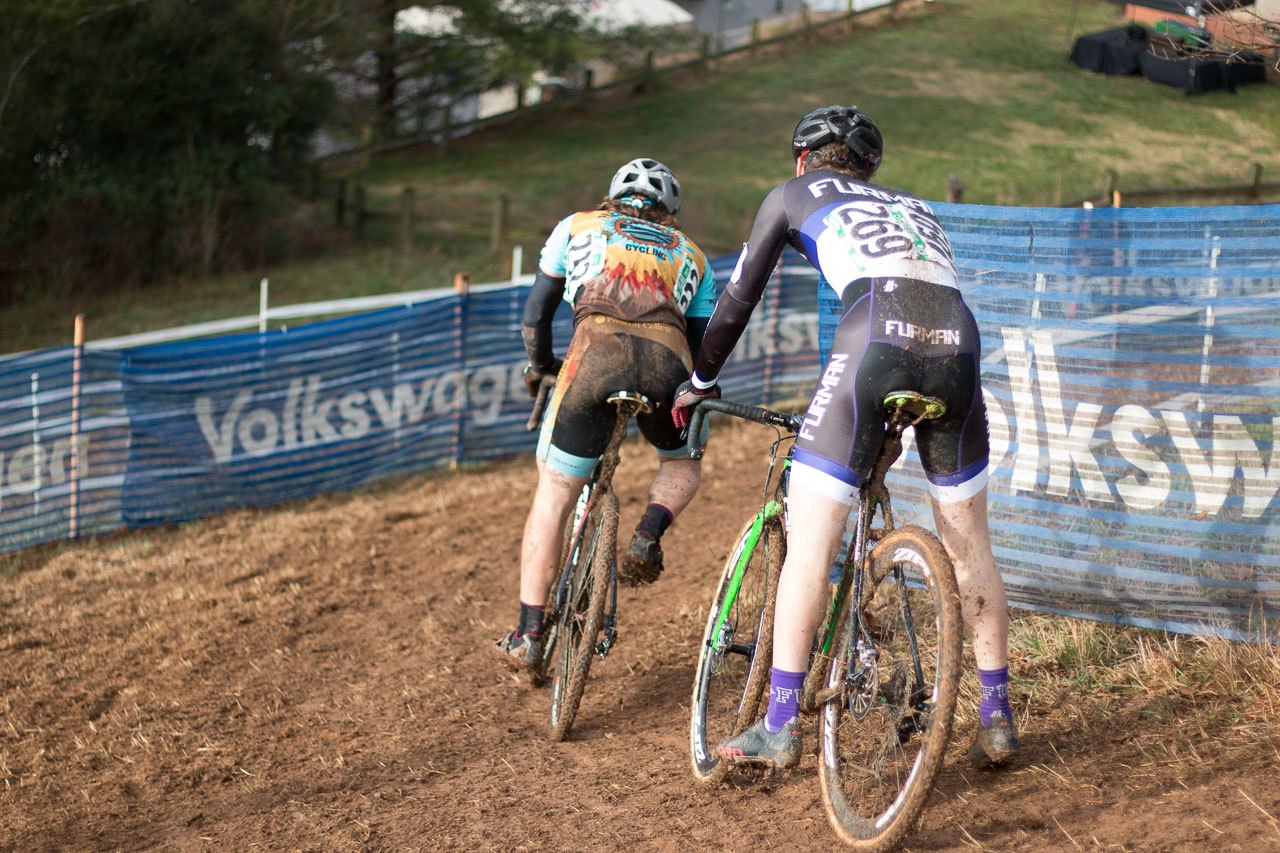 Willsey had to navigate lapped traffic. Collegiate D2 Men, 2016 Cyclocross National Championships. © Cyclocross Magazine