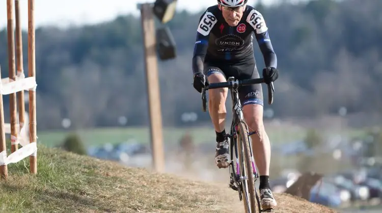 Fred Wittwer in command of the Masters 65-69. © Cyclocross Magazine