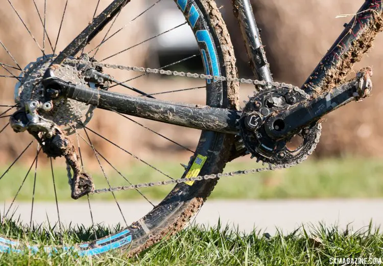 The electronic XTR rear derailleur was able to reach the low gears despite being caked in mud from the day's race. Its clutch helped keep the chain in place. 2016 Cyclocross Nationals. © Cyclocross Magazine