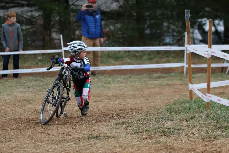 Junior Women 9-10, 2016 Cyclocross National Championships. © Cyclocross Magazine