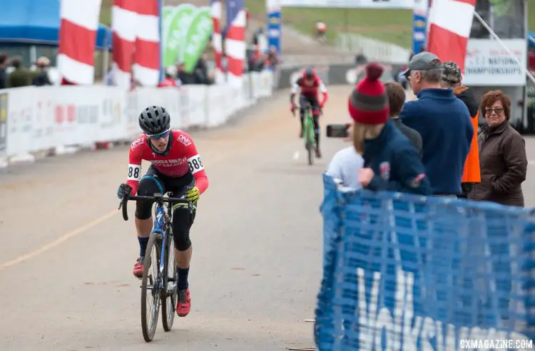 Ben Gomez Villafañe leading Gaelen Kilburn with one to go. Junior Men 15-16, 2016 Cyclocross National Championships. © Cyclocross Magazine