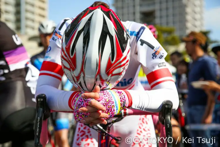Contemplative on the line for the Elite Women's race. 2016 Cyclocross Toko © Kei Tsuji