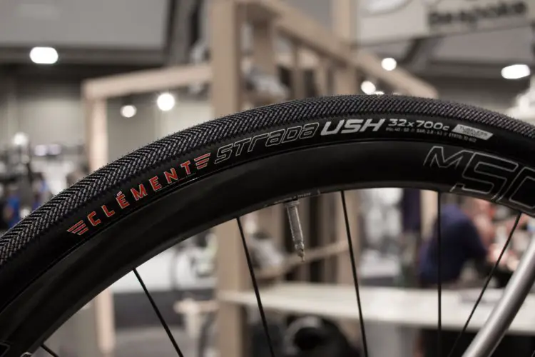 The 32c Strada USH is a fast-rolling narrow gravel/dirt road tire, and is also tubeless. New gravel and cyclocross tires, NAHBS 2016. © Cyclocross Magazine