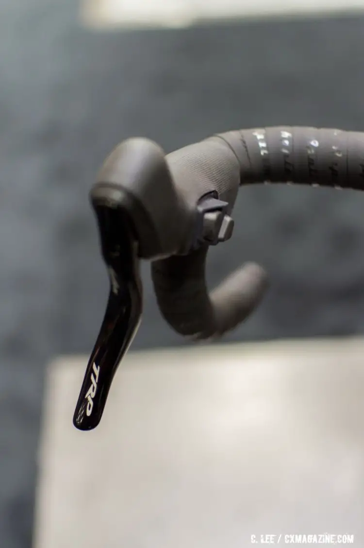 Matt was using the TRP Hylex Di2 levers with the adapter for Shimano's remote Di2 shifters. NAHBS 2016. © Clifford Lee / Cyclocross Magazine