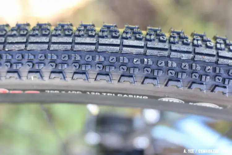 The Flintridge Pro is a fast rolling tire with some added cornering confiendece thanks to the fairly generous side knobs. © Andrew Yee / Cyclocross Magazine