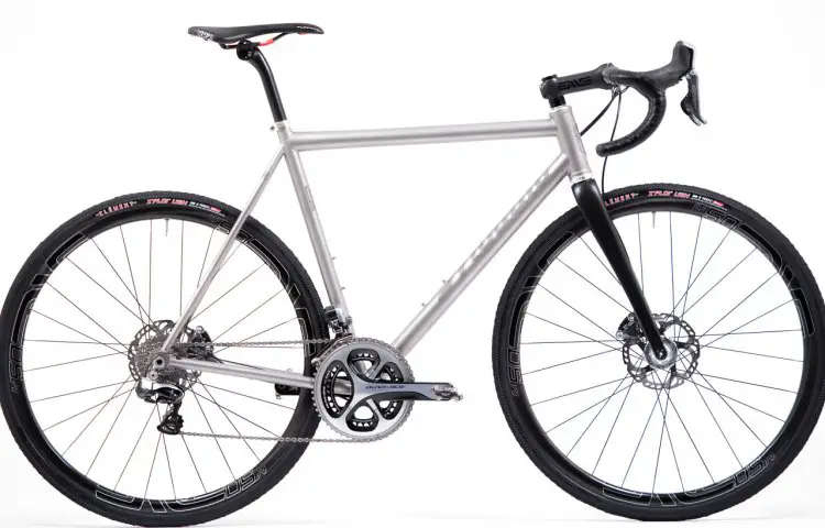Mosaic Bespoke Bicycles' GT1 gravel bike typically offers a lower bottom bracket, shorter chainstays and more compliance than the XT1, but since everything is custom, it's what you want it to be. © NAHBS 2016