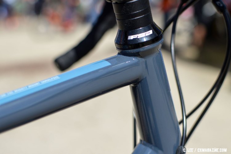 The D-shaped toptube meets the machined headtube on the Breezer Inversion prototype. 2016 Sea Otter Classic. © Clifford Lee / Cyclocross Magazine