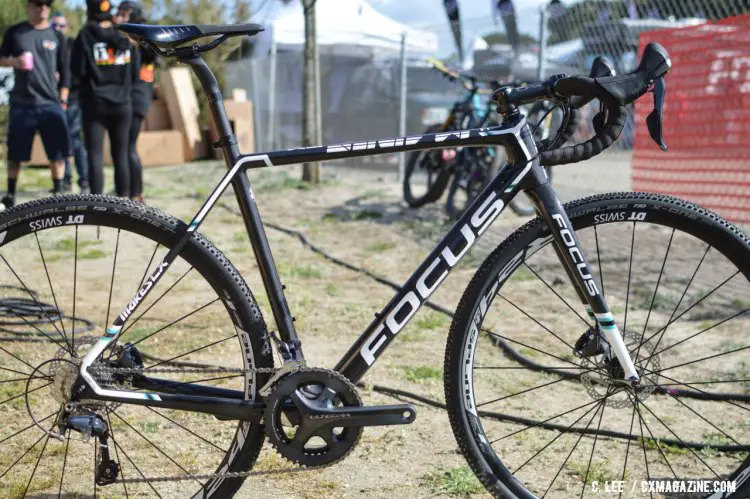 Focus Bikes' carbon Mares CX with Shimano Ultegra mechanical shifting and R785 hydraulic brakes. © Clifford Lee / Cyclocross Magazine