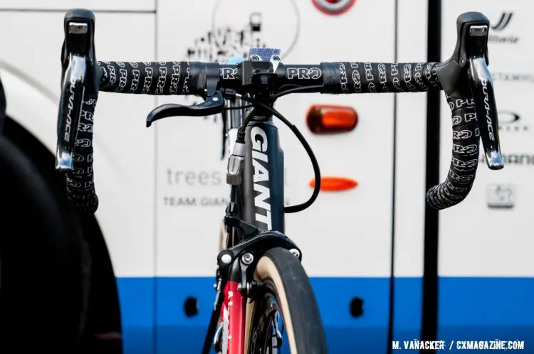 Van der Haar ran a single Runkel lever for the rear brake on his Paris-Roubaix bike. © Mario Vanacker / Cyclocross Magazine