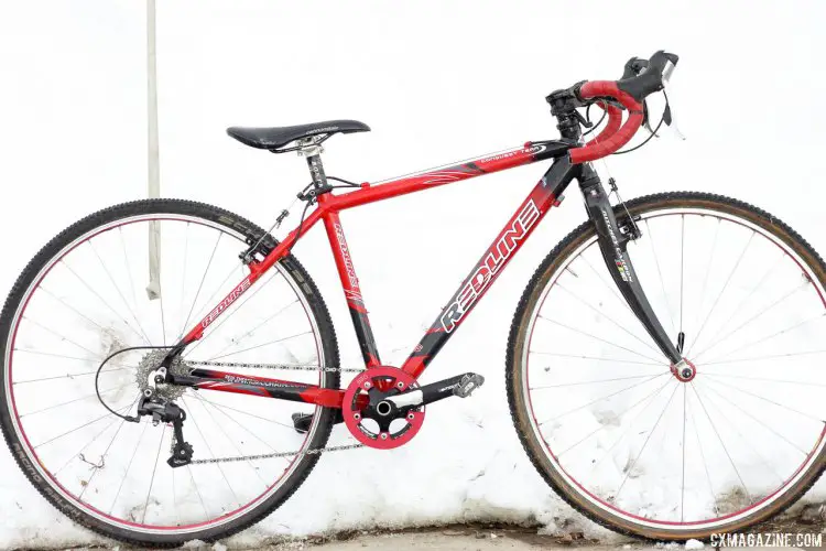 Many cyclocross racers have gotten their winning start on Redline Conquest bikes, including Logan Owen and Paul Haley. 2014 Junior 9-10 Men's winner Paul Haley's Redline Conquest Team. © Cyclocross Magazine