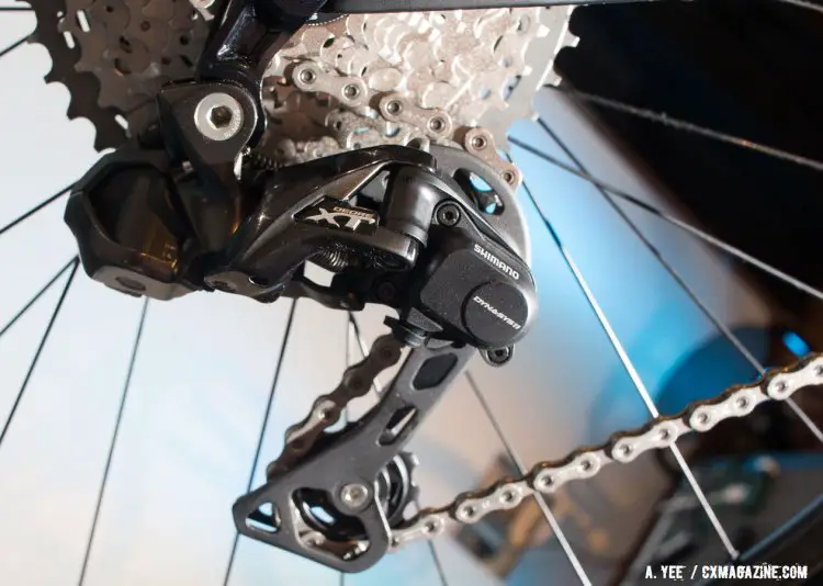 The new Deore Di2 rear derailleur brings wide-rage gearing with electronic shifting to a lower price point. © Andrew Yee / Cyclocross Magazine