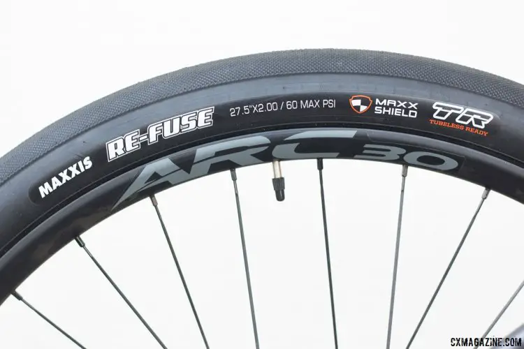 The 2.0 inch Re-Fuse tires offer a big footprint and are smooth rolling but durable and stiff. Coastline Cycle Co. The One SSRX 650b bike. © Cyclocross Magazine