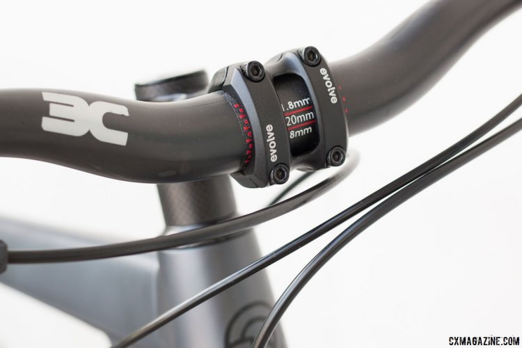 3C carbon riser bar is wide at 720mm, comfy, but has a noticeable flex under hard efforts. Coastline Cycle Co. The One SSRX 650b bike. © Cyclocross Magazine