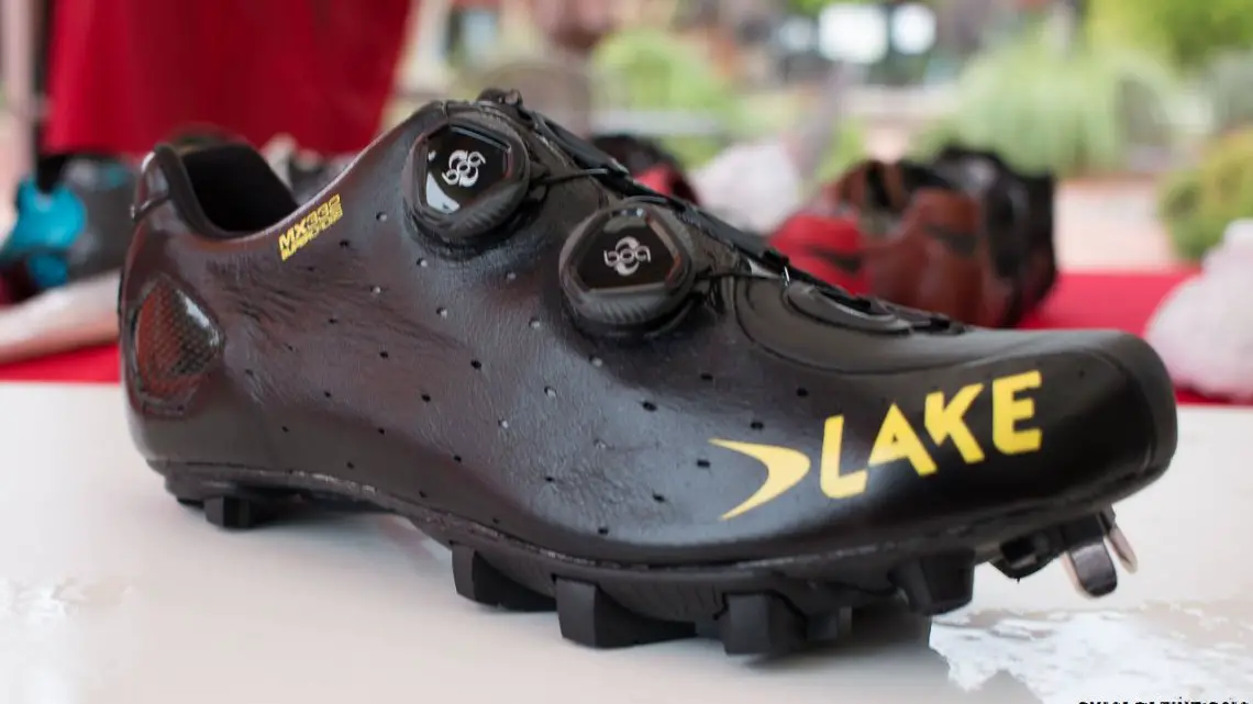 Lake Cycling's MX332 Super Cross cyclocross shoe. ©️ Cyclocross Magazine