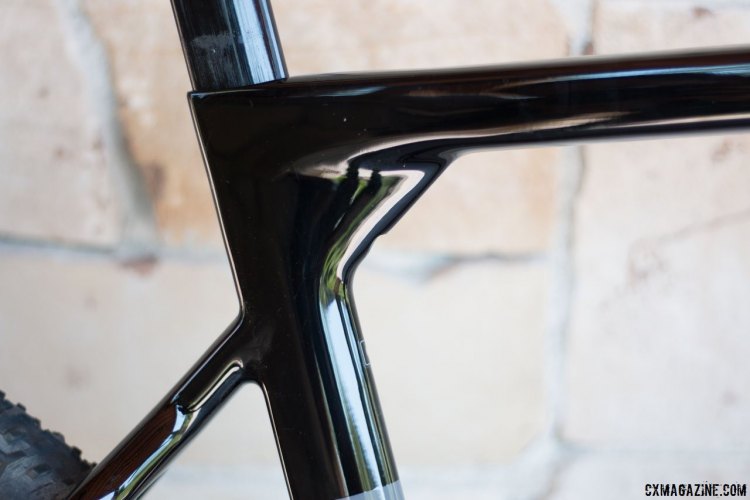 Hidden seat clamp and aero profile seat post on the 3T Exploro gravel/cyclocross bike. © Cyclocross Magazine