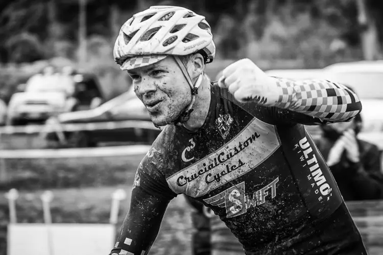 Elite champ Brendan Sharratt. New Zealand's 2016 Cyclocross National Championships. © Digby Shaw