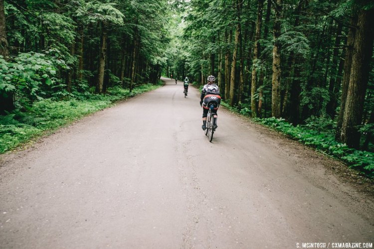 Dana Kotler and some friends on a enjoying a long downhill. © Chris McIntosh / Cyclocross Magazine