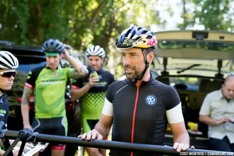 Tim Johnson giving the team a pep talk before teaching clinics at the Pawling Cycle race. © Chris McIntosh / Cyclocross Magazine