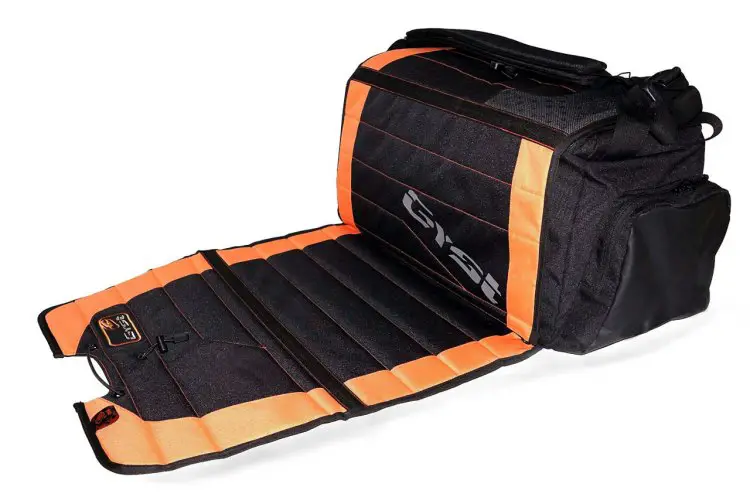 You don't have to choose Mathieu van der Poel's color scheme, as there's a red and black/orange color scheme as well. GYST Changing/Transition DB1-15 Duffel Bag