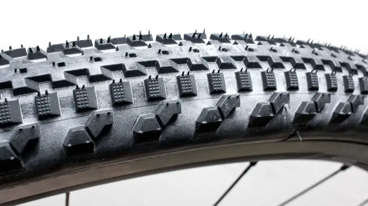 The Soma Fabrications Cazadero 42c gravel tire has become our fave go-anywhere, ride-anything tire. © Cyclocross Magazine