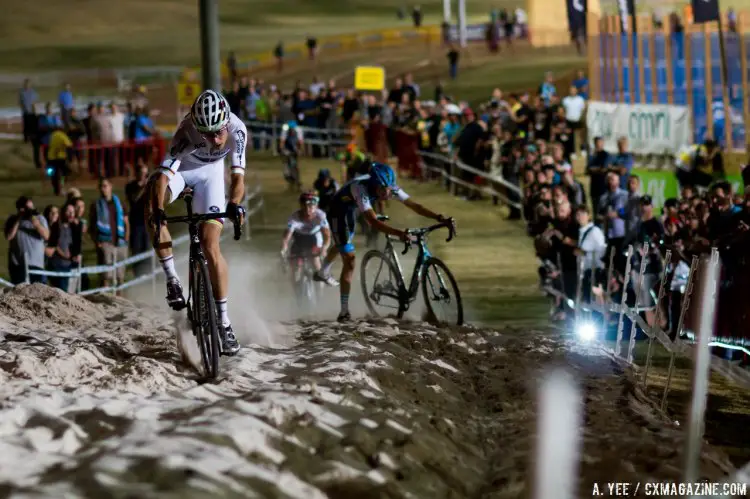 The moment of the race: Wout van Aert attacks the sand, Vanthourenhout bobbles. 2016 CrossVegas World Cup, Elite Men. © A. Yee / Cyclocross Magazine