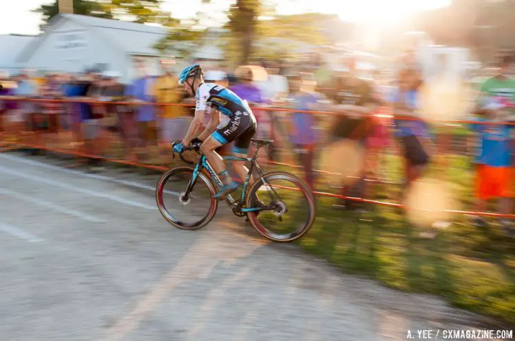 Pauwels riding off into the sunset, for second. 2016 Jingle Cross Day 1, Elite Men. © A. Yee / Cyclocross Magazine